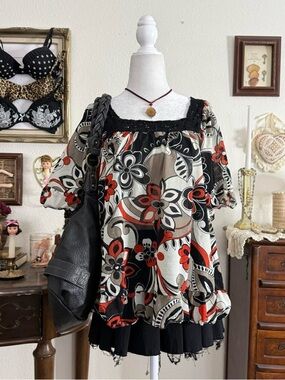 boho psychedelic floral sheer mesh square neck babydoll top | size M